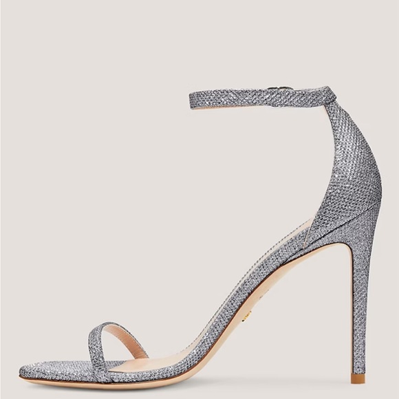 Heel Height: 3.9"

FEATURES
Sandal
Stiletto heel
Square-toe - Picture 5 of 5